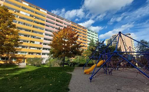 Prodej bytu 3+1 66 m², Bernolákova, Praha 4 - Krč