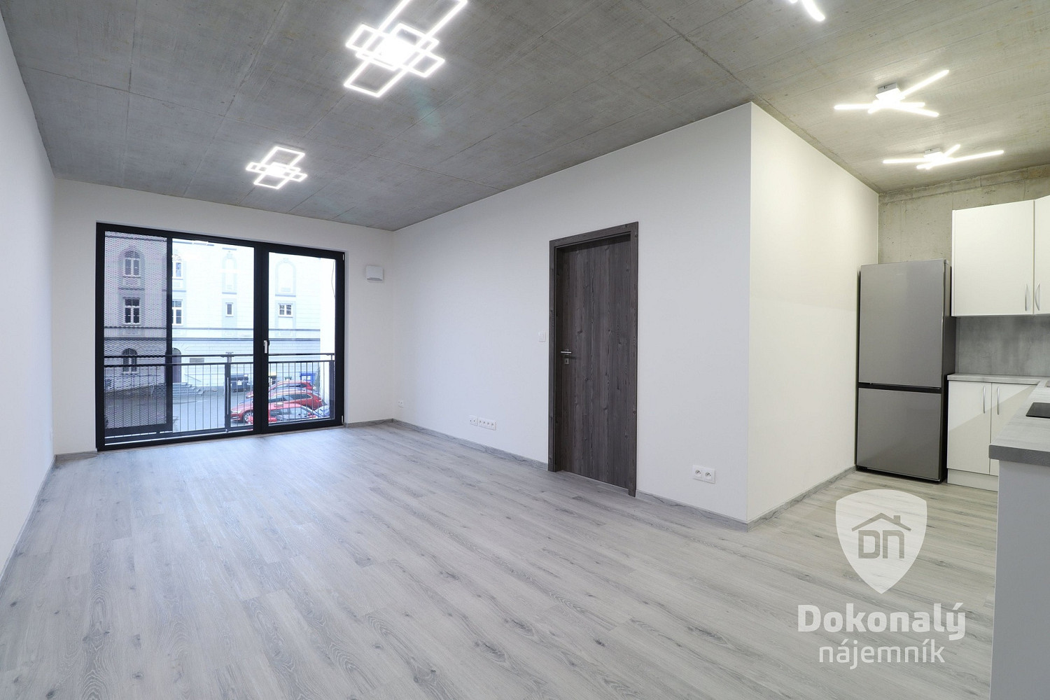 Pronájem bytu 2+kk 49 m² - Widok 2