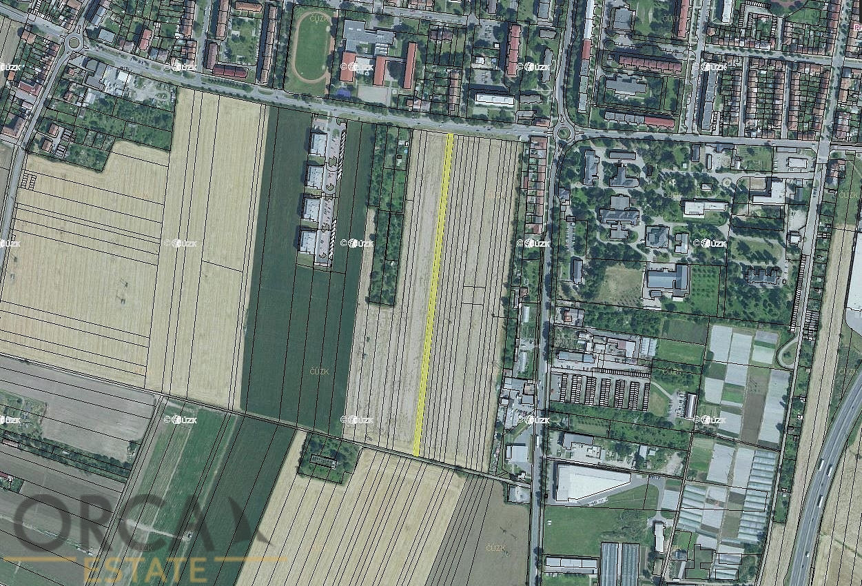 Prodej stavebního pozemku 1 801 m²