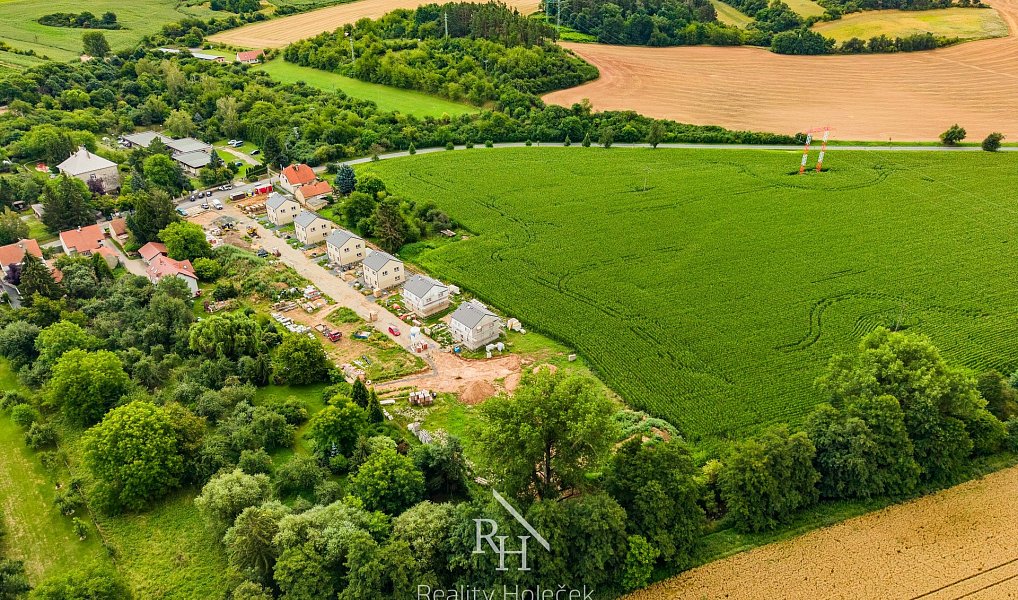 Prodej stavebního pozemku 6 413 m², Klučov – náhled fotky 4