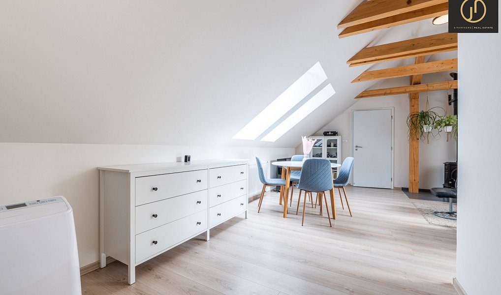 Prodej domu 203 m² s pozemkem 1 153 m², Hředle – náhled fotky 5