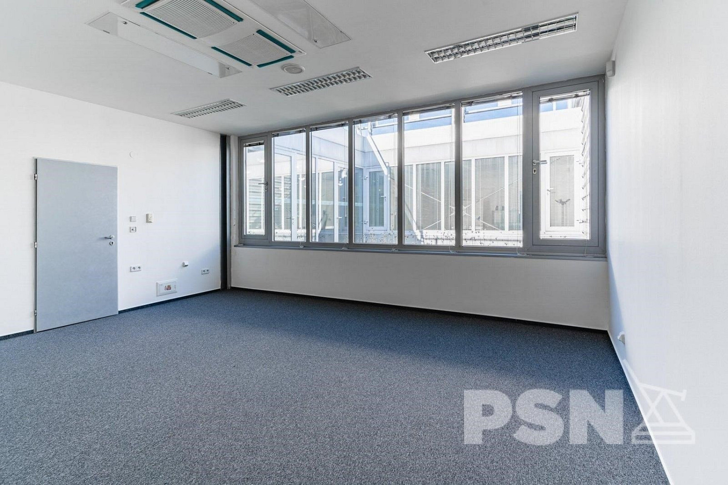 Pronájem kanceláře 25 m² — photo 5