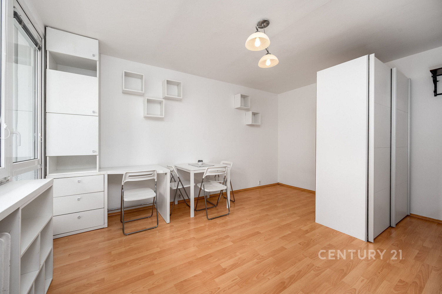 Pronájem bytu 1+1 26 m² — photo 2