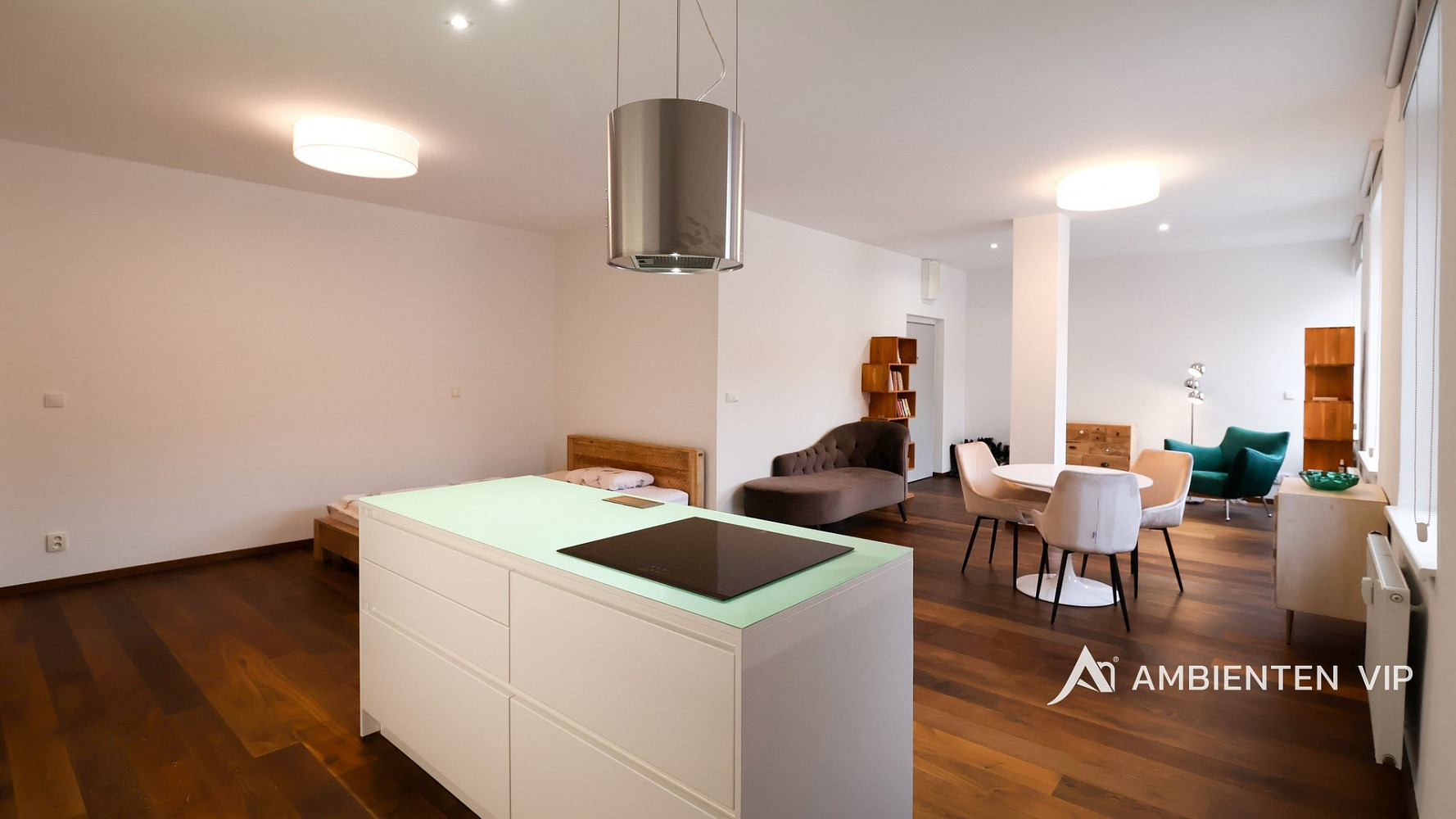 Pronájem bytu 1+kk 53 m²