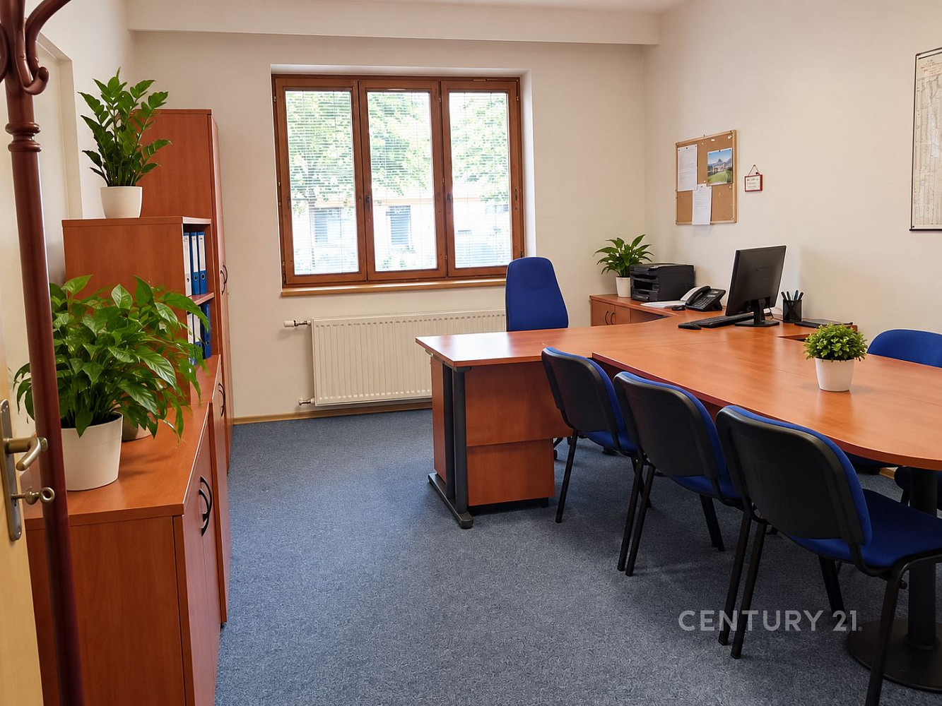 Pronájem kanceláře 85 m² – fotografie 2
