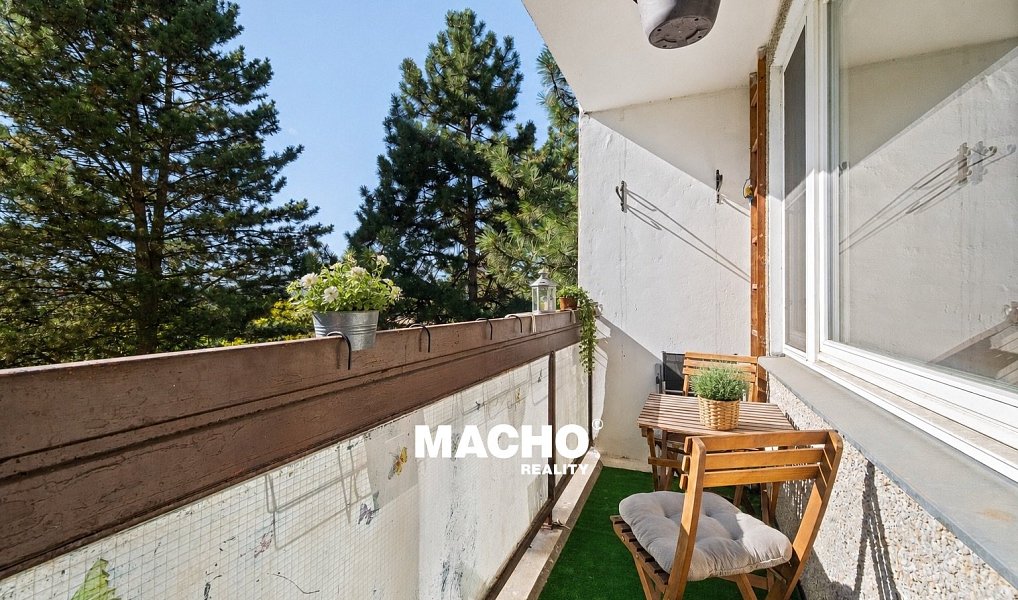 Prodej bytu 3+1 77 m², Praha – náhled fotky 18