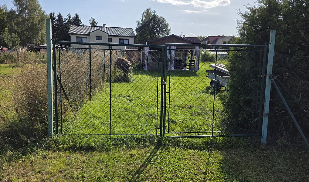 Prodej stavebního pozemku 1 750 m², Hrobčice – náhled fotky 4