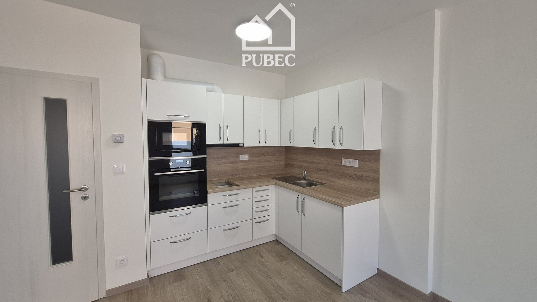 Pronájem bytu 1+kk 32 m² – fotografie 4