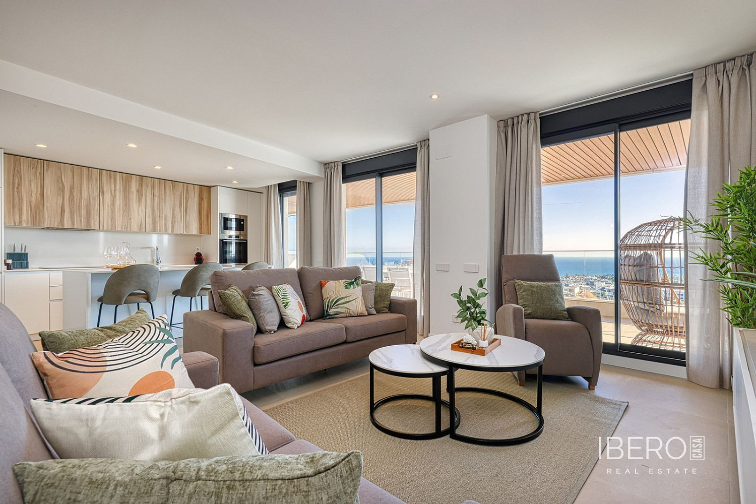 Piso 4+kk – Estepona, Barriada Islas Canarias - Más