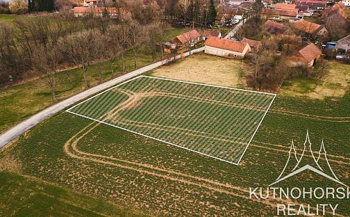 Prodej stavebního pozemku 2 662 m², Rašovice - Mančice, okres Kutná Hora