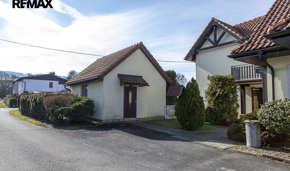 Prodej domu 302 m² s pozemkem 1 176 m², Ratiboř – náhled fotky 10