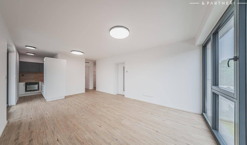 Pronájem bytu 2+kk 60 m², Hradec Králové – náhled fotky 5
