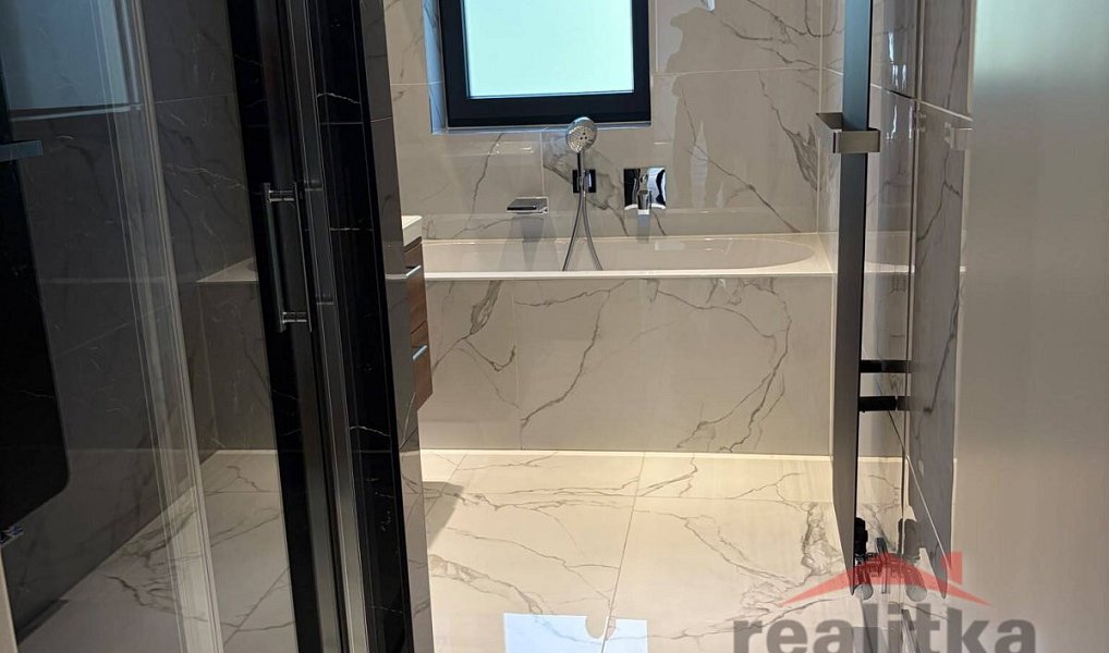 Prodej bytu 2+1 99 m², Opava – náhled fotky 12
