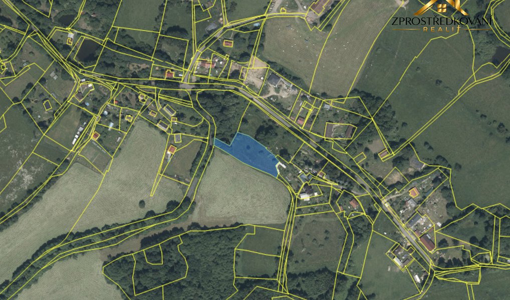 Prodej stavebního pozemku 3 300 m², Dolní Nivy – náhled fotky 8