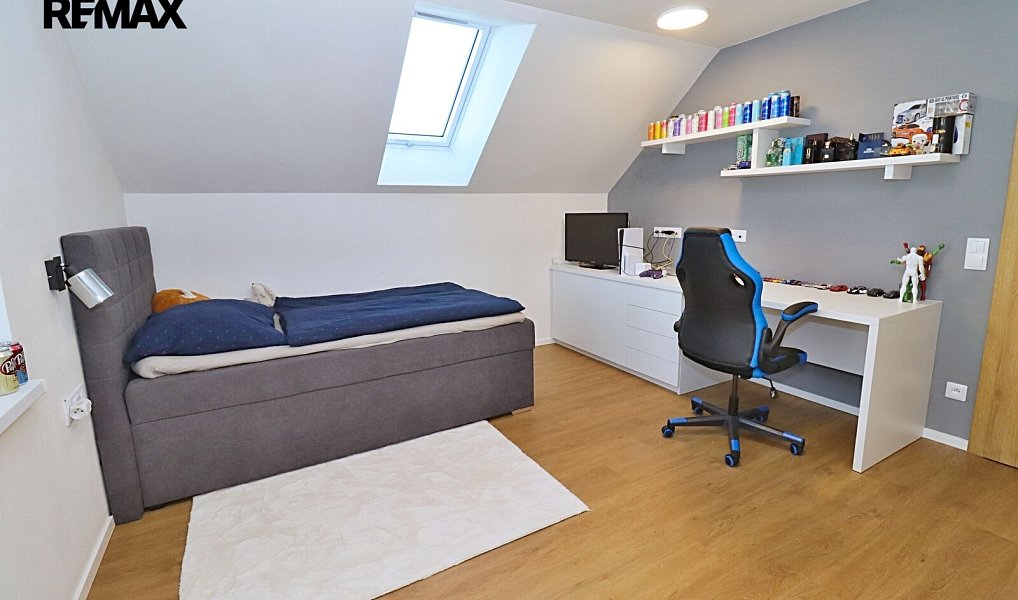 Prodej domu 131 m² s pozemkem 352 m², Holice – náhled fotky 25