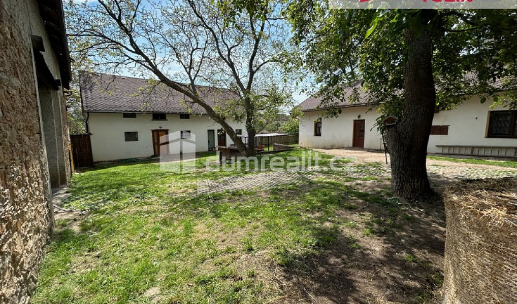 Prodej domu 240 m² s pozemkem 2 614 m², Chlístovice – náhled fotky 4