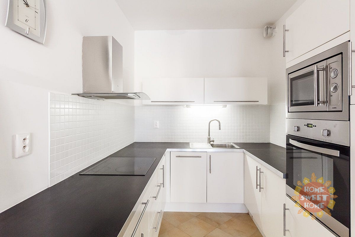 Pronájem bytu 2+kk 70 m² – fotografie 4
