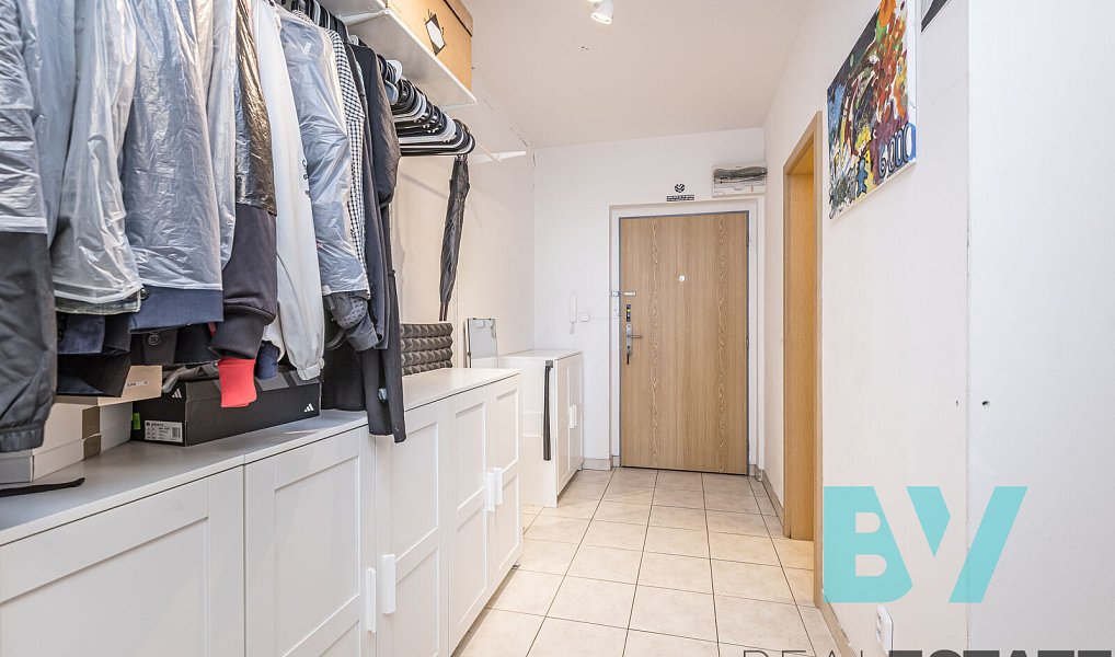 Prodej bytu 2+kk 49 m², Praha – náhled fotky 11