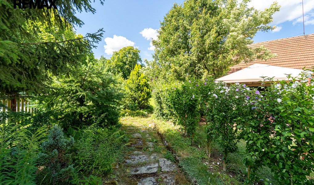 Prodej domu 80 m² s pozemkem 3 454 m², Rožďalovice – náhled fotky 8