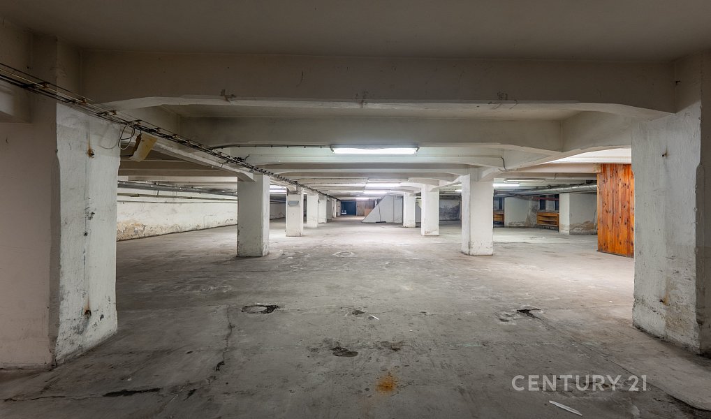 Pronájem skladovacích prostor 700 m², Dolní Bousov – náhled fotky 2