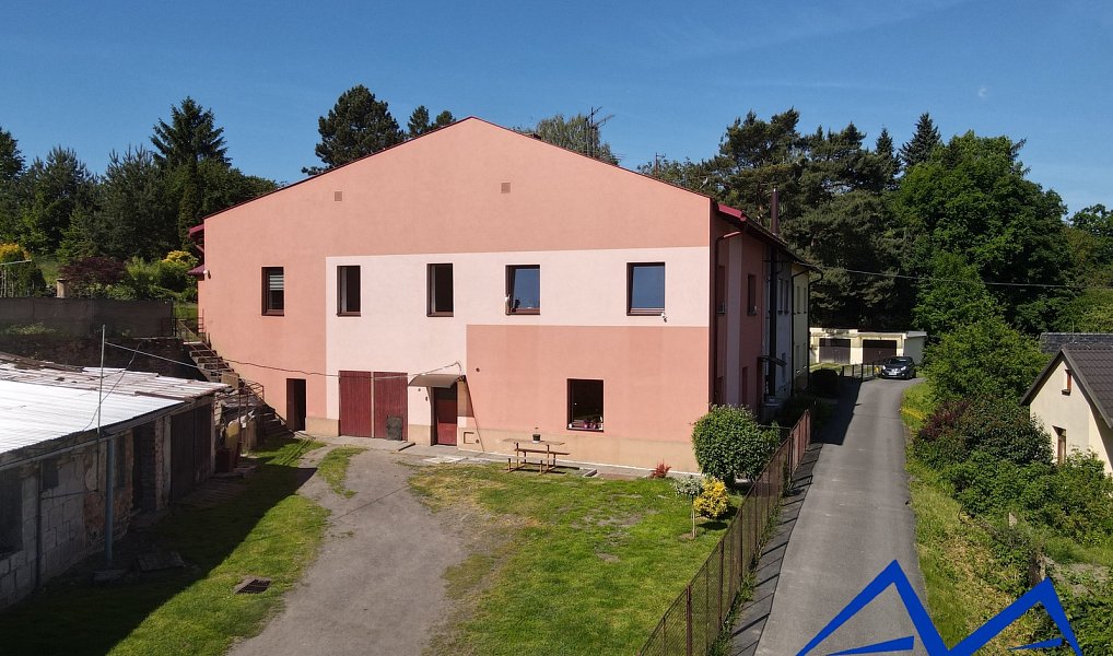 Prodej domu 242 m² s pozemkem 691 m², Bílovec – náhled fotky 36