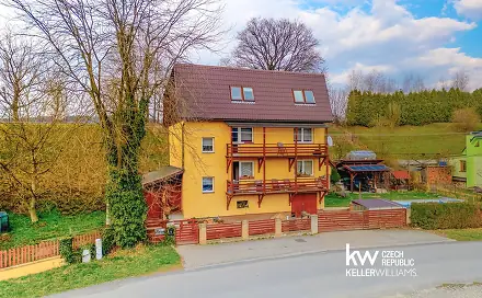 Prodej domu 251 m² s pozemkem 1 028 m², Zašová, okres Vsetín