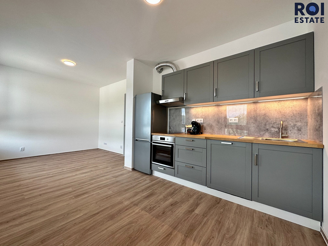 Pronájem bytu 1+kk 33 m²