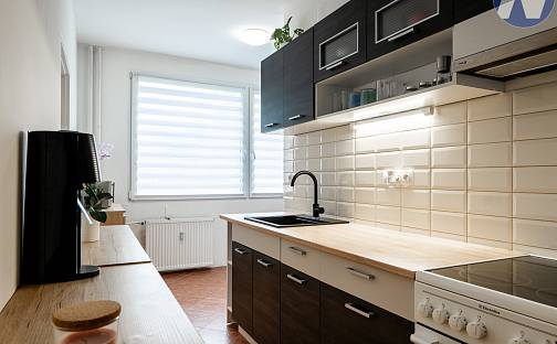 Prodej bytu 2+1 42 m², Povážská, Strakonice - Přední Ptákovice