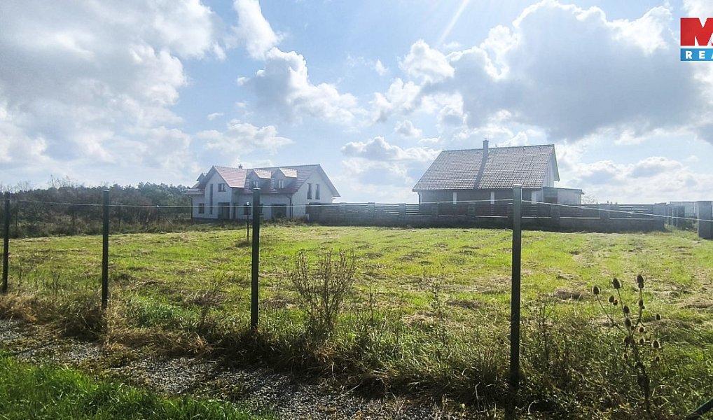 Prodej stavebního pozemku 900 m², Milostín – náhled fotky 5