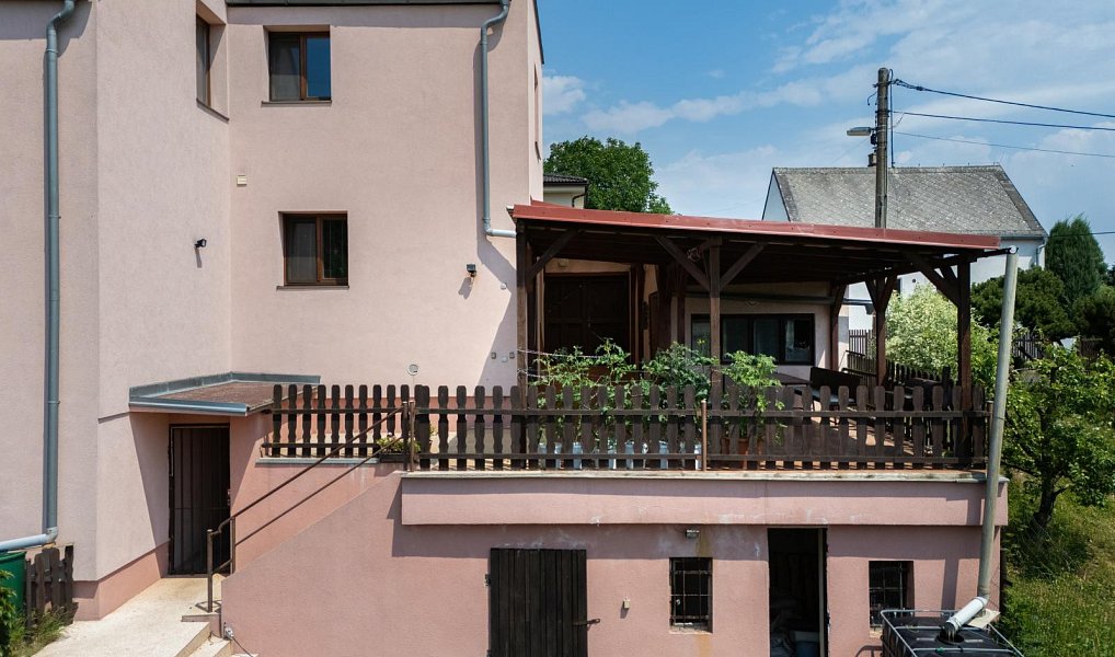 Prodej domu 265 m² s pozemkem 1 277 m², Košťany – náhled fotky 19
