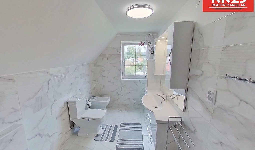 Prodej domu 112 m² s pozemkem 1 281 m², Valy – náhled fotky 11