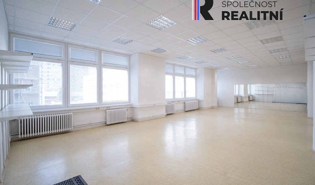 Pronájem kanceláře 20 m², Zlín – náhled fotky 2
