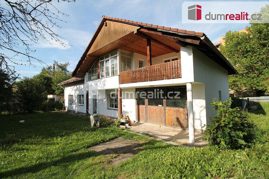 Prodej domu 387 m² s pozemkem 992 m²
