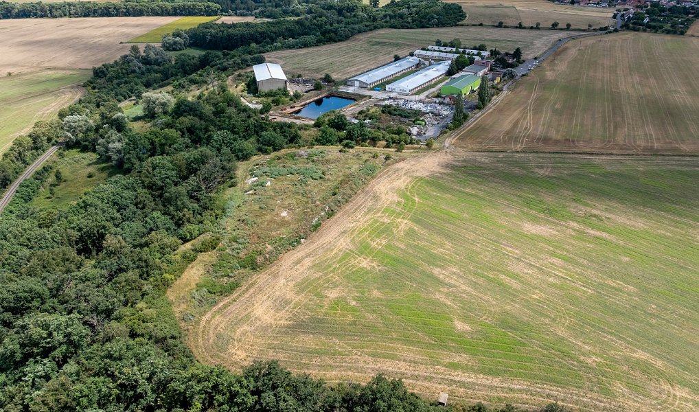 Prodej výrobních prostor 3 347 m², Žatec – náhled fotky 8