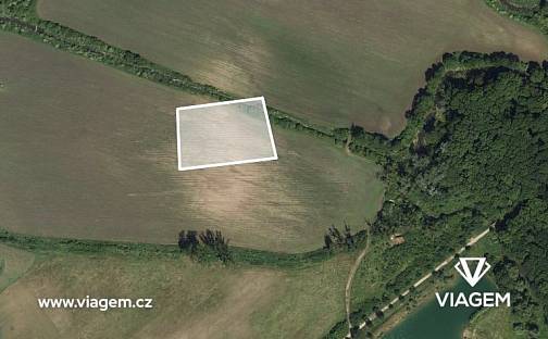 Prodej pole 640 m², Břeclav