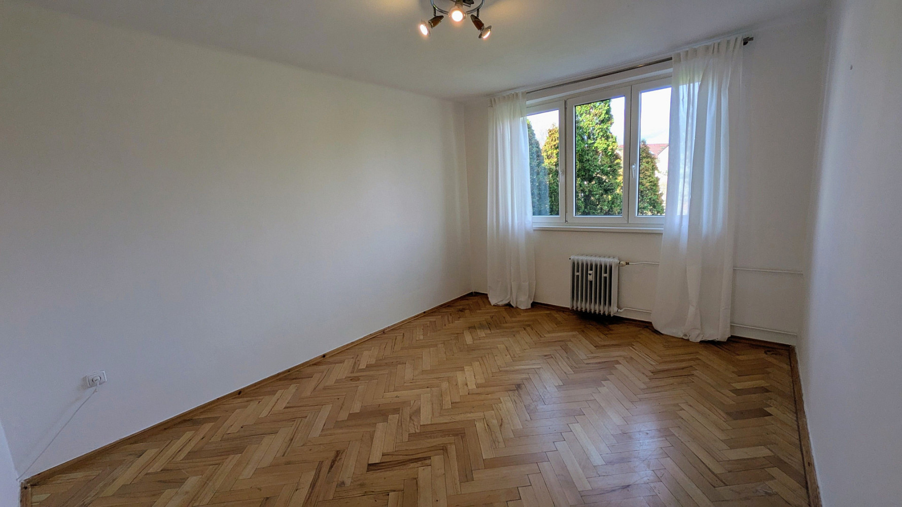 Pronájem bytu 2+1 53 m² – fotografie 4