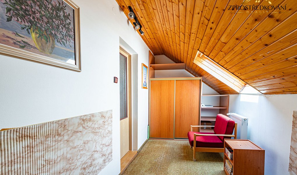 Prodej domu 259 m² s pozemkem 605 m², Kraslice – náhled fotky 25