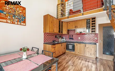 Prodej bytu 4+1 71 m², U Židovského hřbitova, Beroun - Beroun-Město