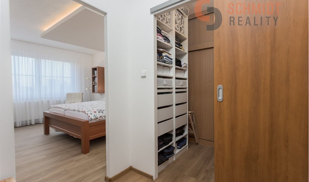 Prodej domu 300 m² s pozemkem 321 m², Hustopeče – náhled fotky 23