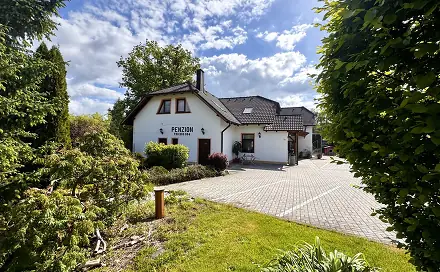 Prodej domu 480 m² s pozemkem 1 077 m², Tachov - Vítkov