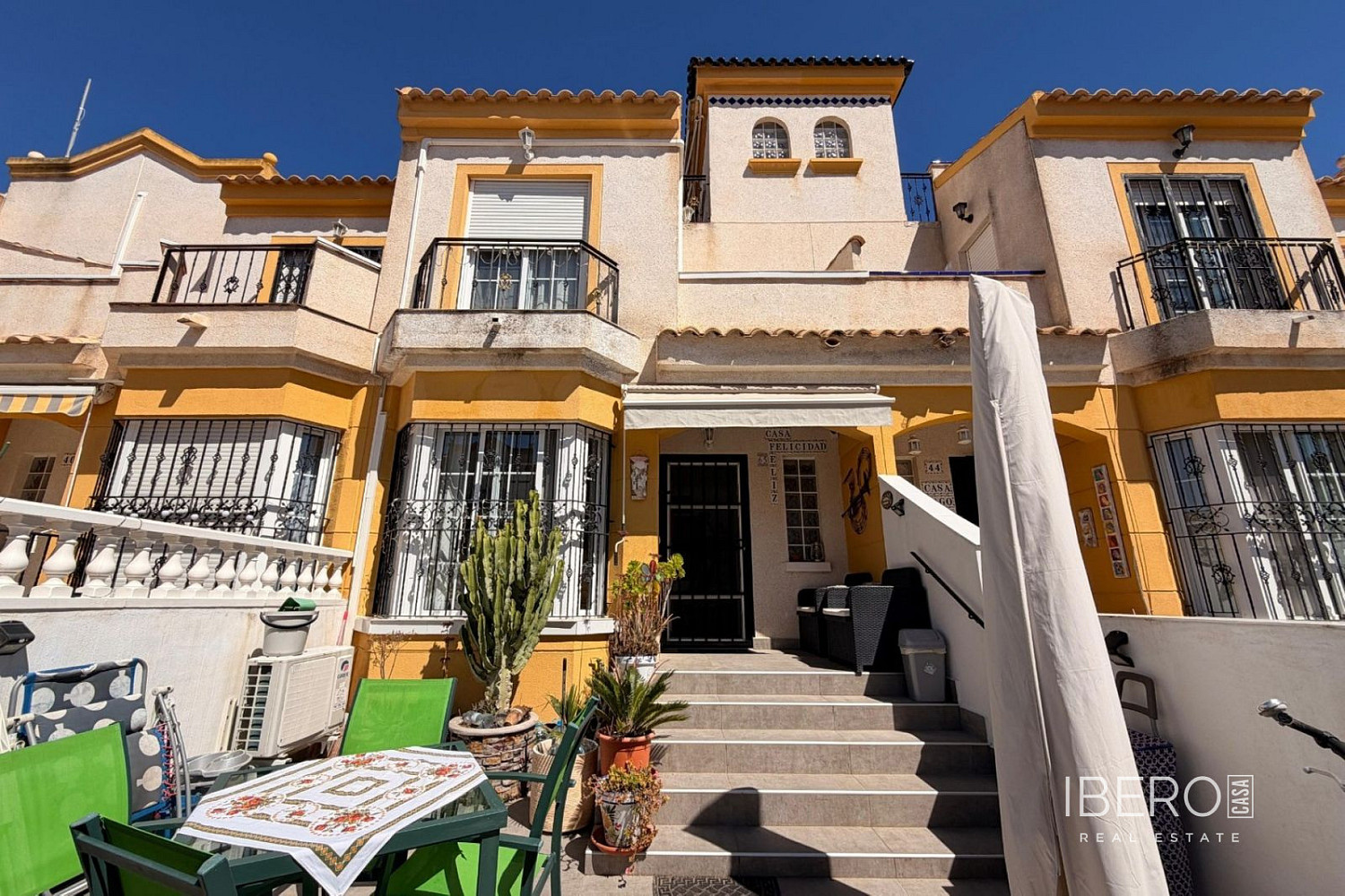 Prodej domu 68 m² s pozemkem 108 m², Urbanización El Raso