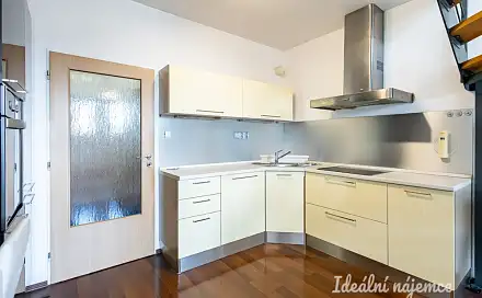 Pronájem bytu 2+kk 57 m²