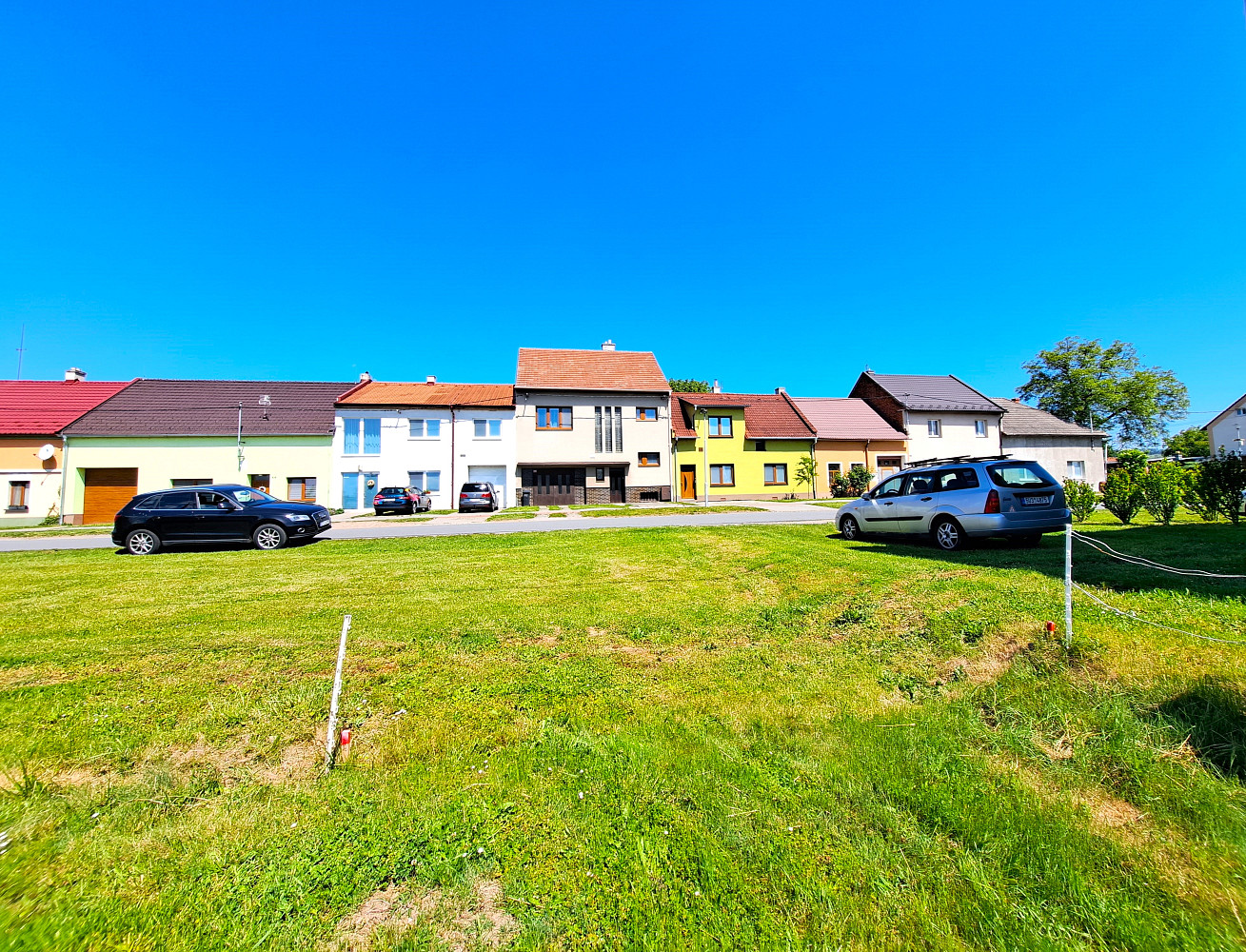 Prodej stavebního pozemku 1 023 m² – pohled 4