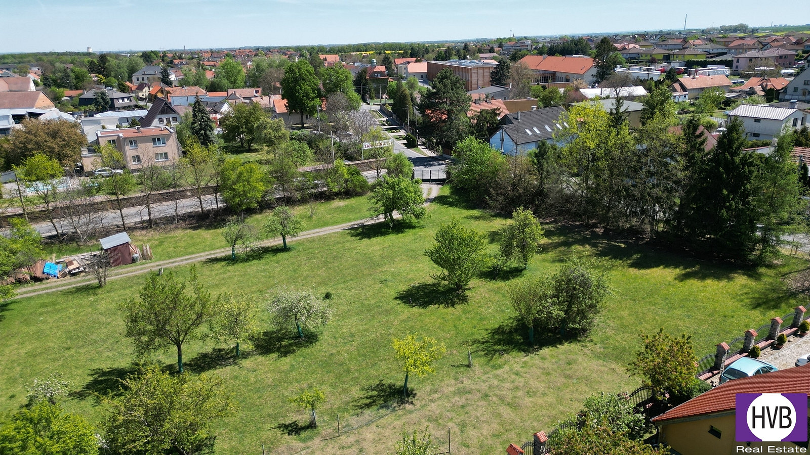 Prodej stavebního pozemku 742 m² – fotografie 5