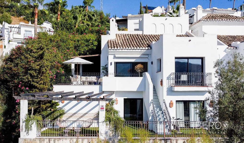 Prodej rodinného domu, 144 m², Istán