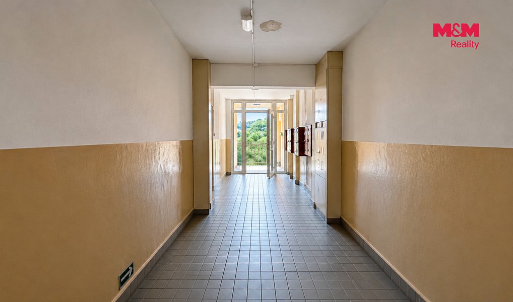 Prodej bytu 2+1 48 m², Bílina – náhled fotky 12