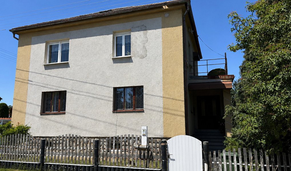 Prodej domu 220 m² s pozemkem 945 m², Šťáhlavy – náhled fotky 3