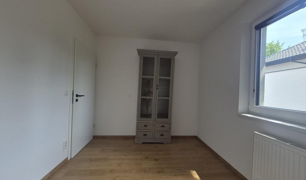 Pronájem domu 120 m² s pozemkem 350 m², Praha – náhled fotky 6