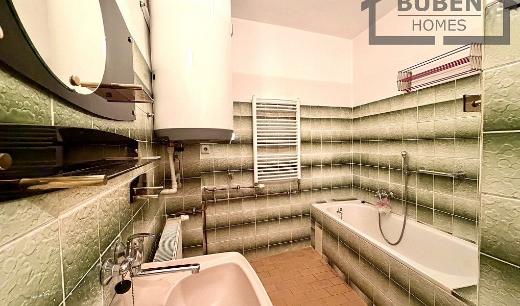 Prodej domu 180 m² s pozemkem 745 m², Planá – náhled fotky 26