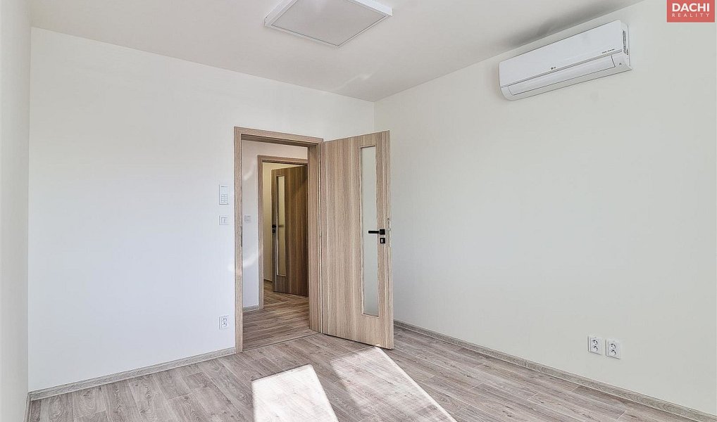 Pronájem kanceláře 67 m², Olomouc – náhled fotky 2